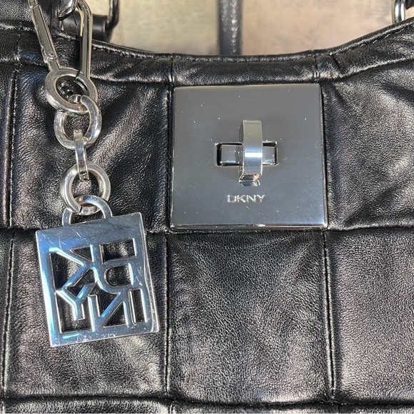 DKNY Leather  Patchwork  tote bag - Picture 10 of 13